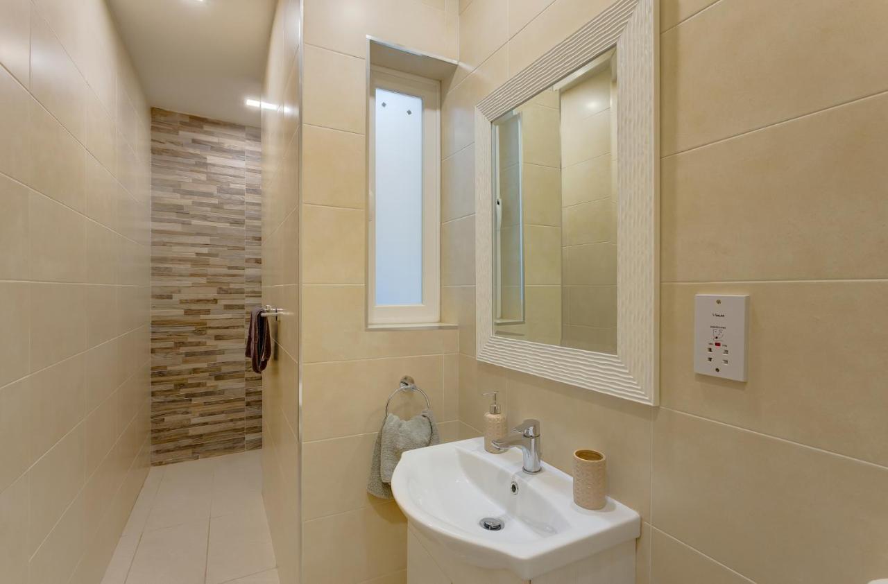 Centric And Modern Penthouse Close To Amenities มซิดา ภายนอก รูปภาพ